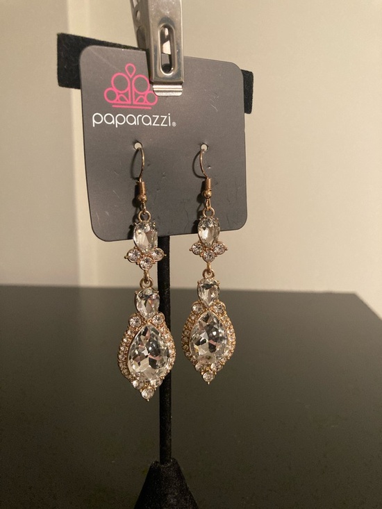 paparazzi Jewelry - Paparazzi Gold Clear Teardrop Crystal Dangle Earrings